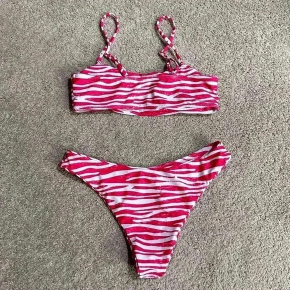 NWOT! PINK & WHITE Women’s Small Top & Bottom - Picture 5 of 7